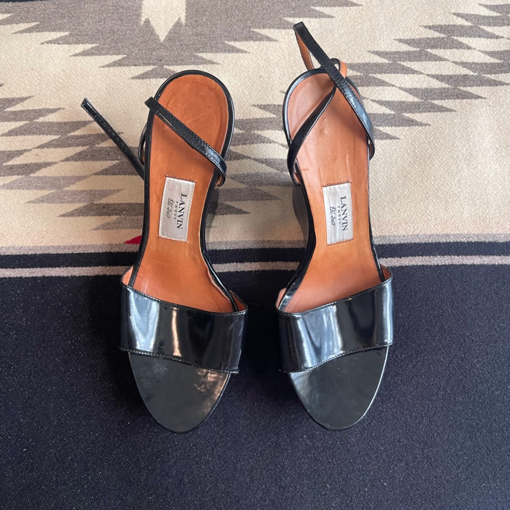 Fabulous Lanvin Patent Leather Shoes 1990’s size 9
